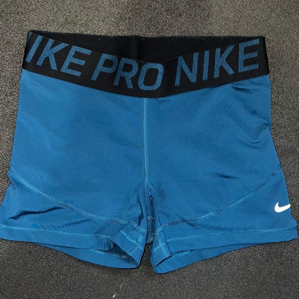 Nike Women's Teal Pro Athletic Shorts
